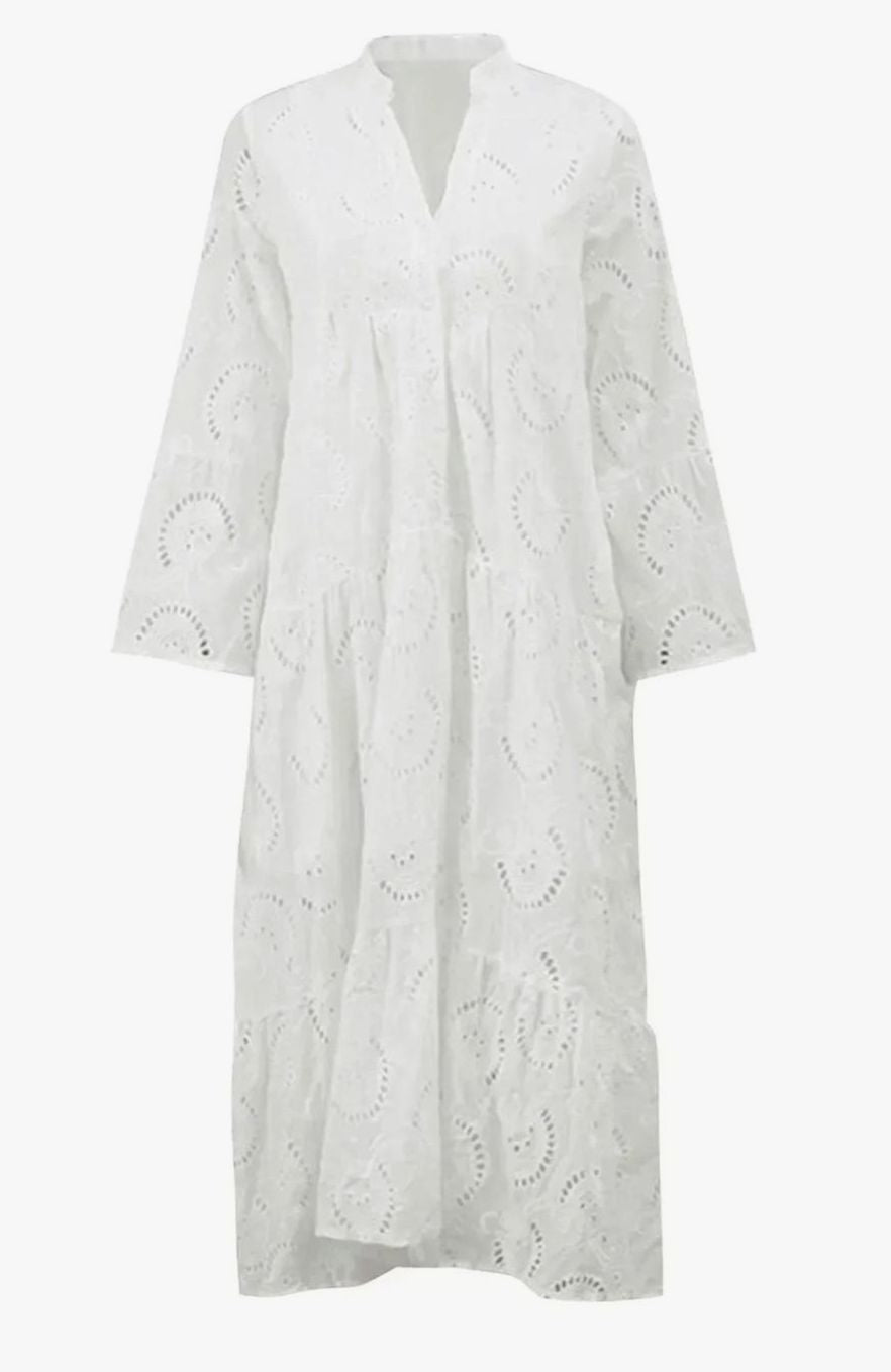 Women's Broderie Anglaise Three-Quarter Sleeve V-Neck Tiered Maxi Dress