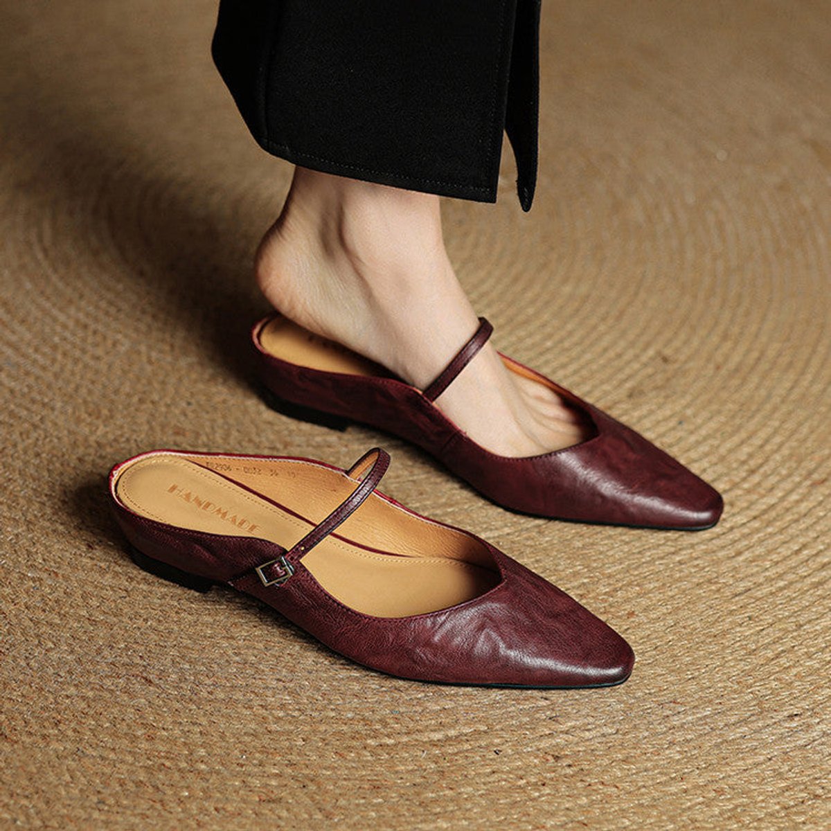 Women's Genuine Leather Pointed-Toe Comfort Sandals Buckle Mule Flats - Maroon