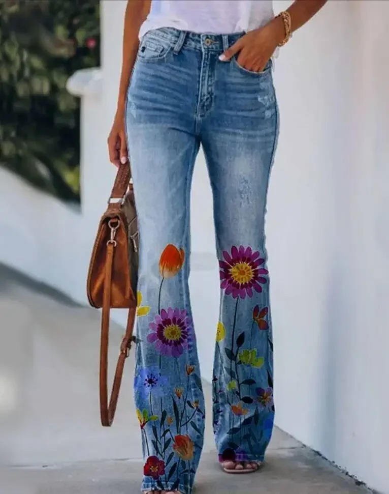 Women's High-Waist Floral-Embellished Linen-Look Flare Jeans - Blue 2