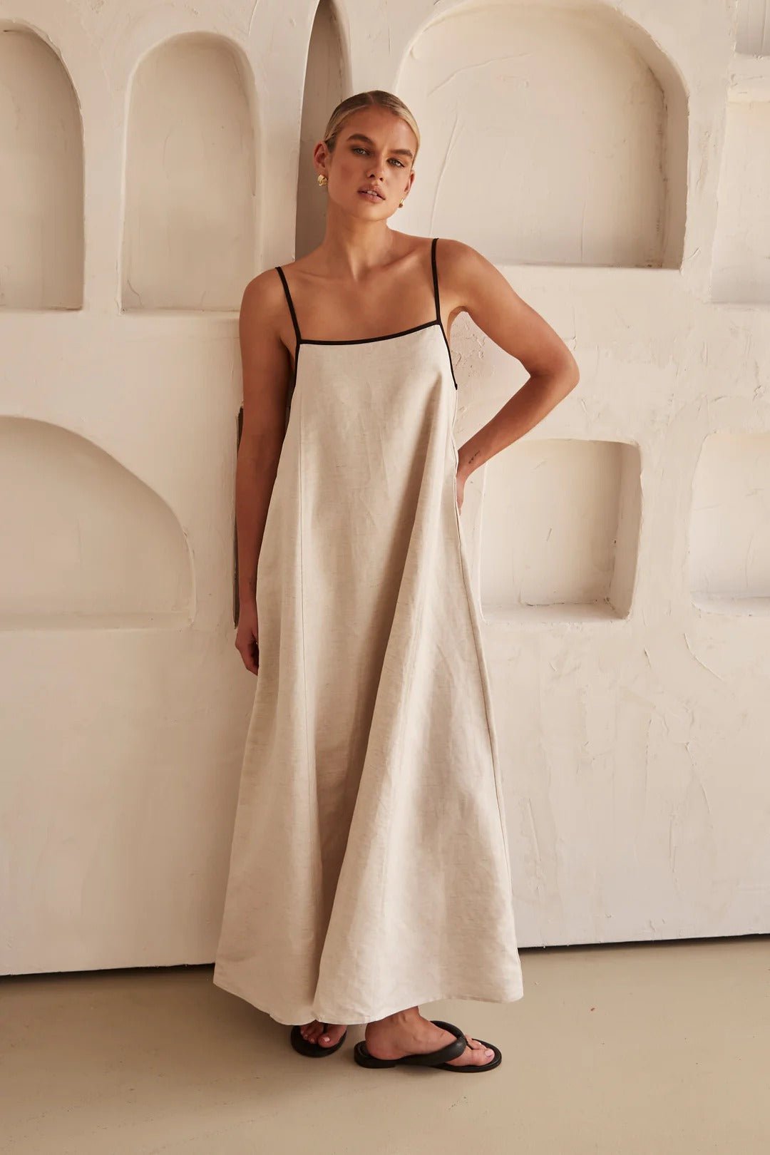 Women's Linen Contrast-Trim Adjustable-Strap Maxi Dress
