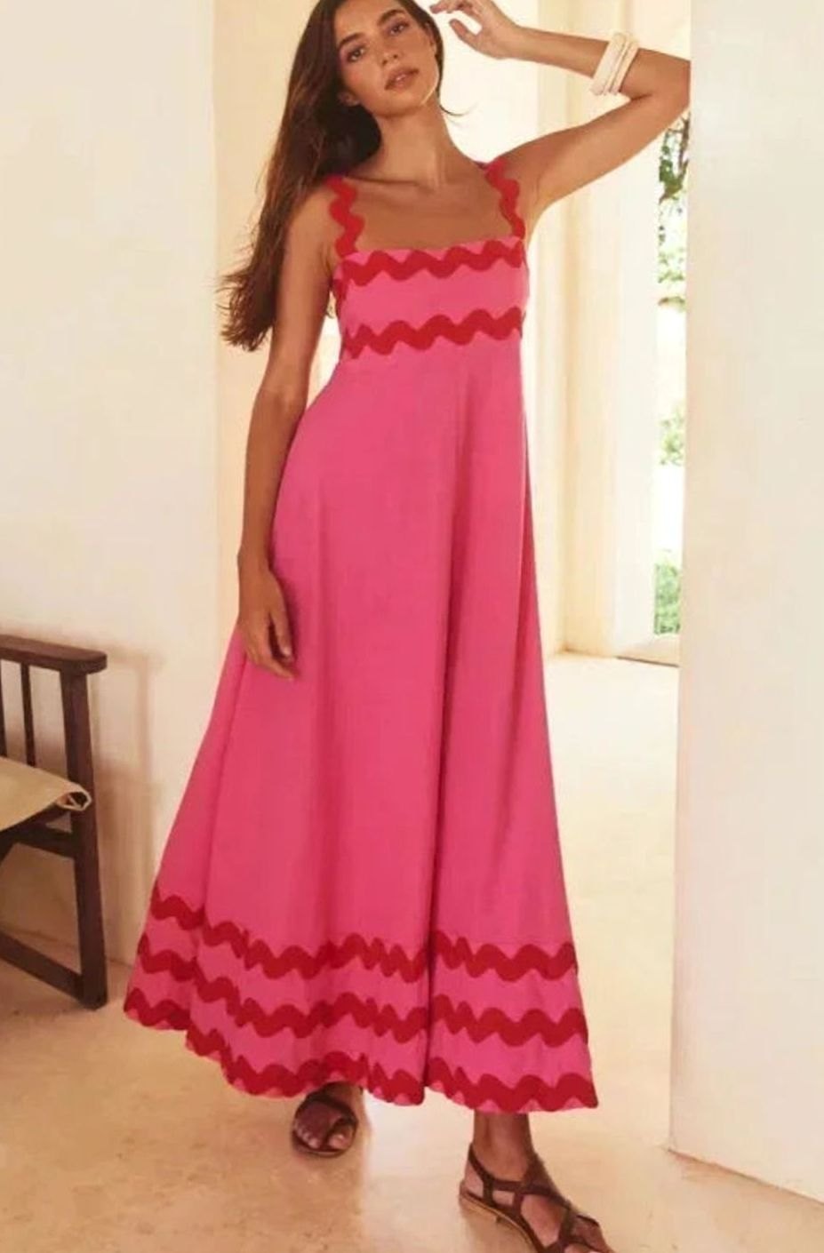 Women's Long Sleeveless Maxi Dress Wavy Trim Detail