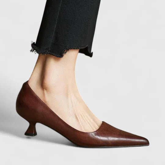 Women's Orthopedic Pointed-Toe Low Kitten Heel Pumps - Brown