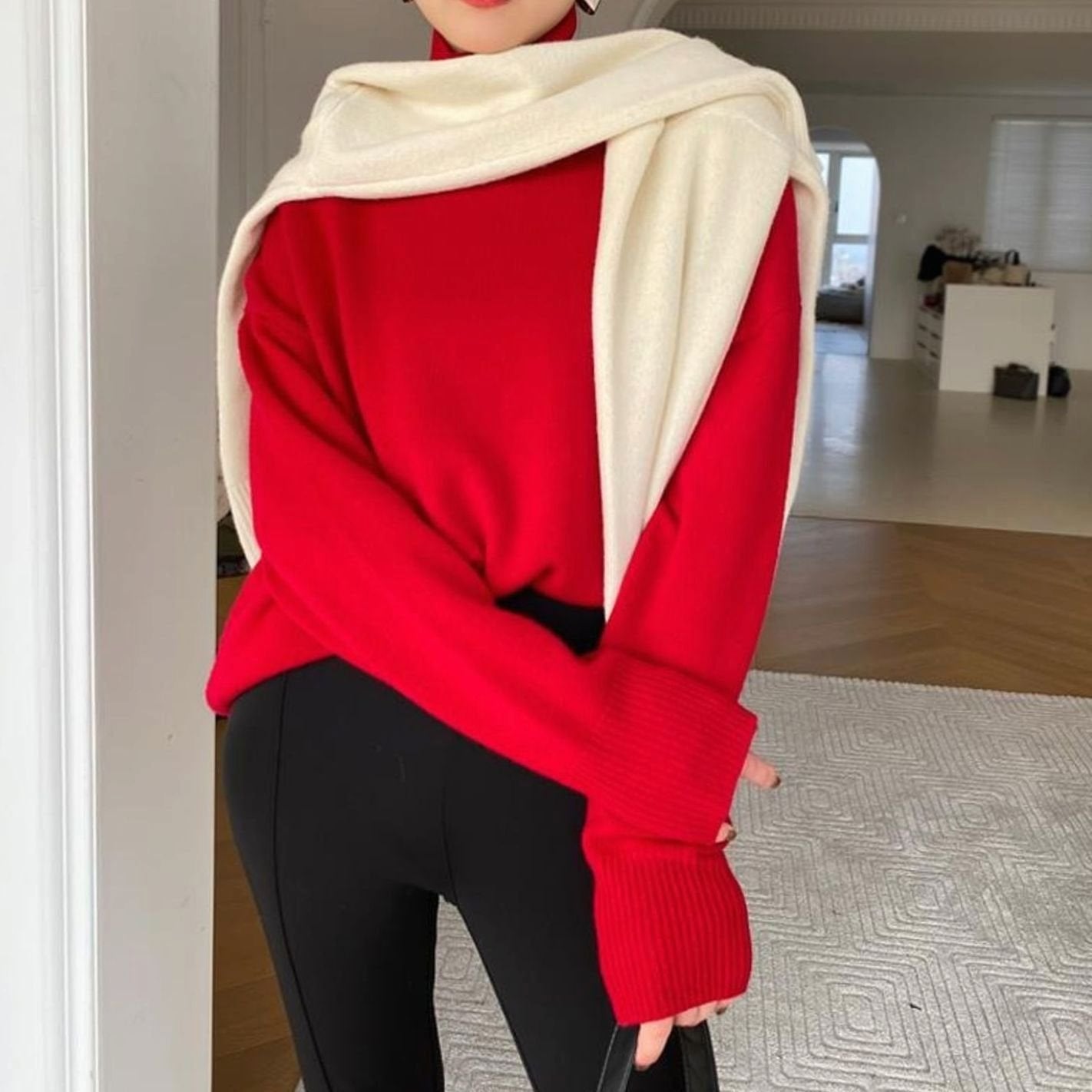 Women's Oversized Knit Turtleneck Pullover Sweater - Red