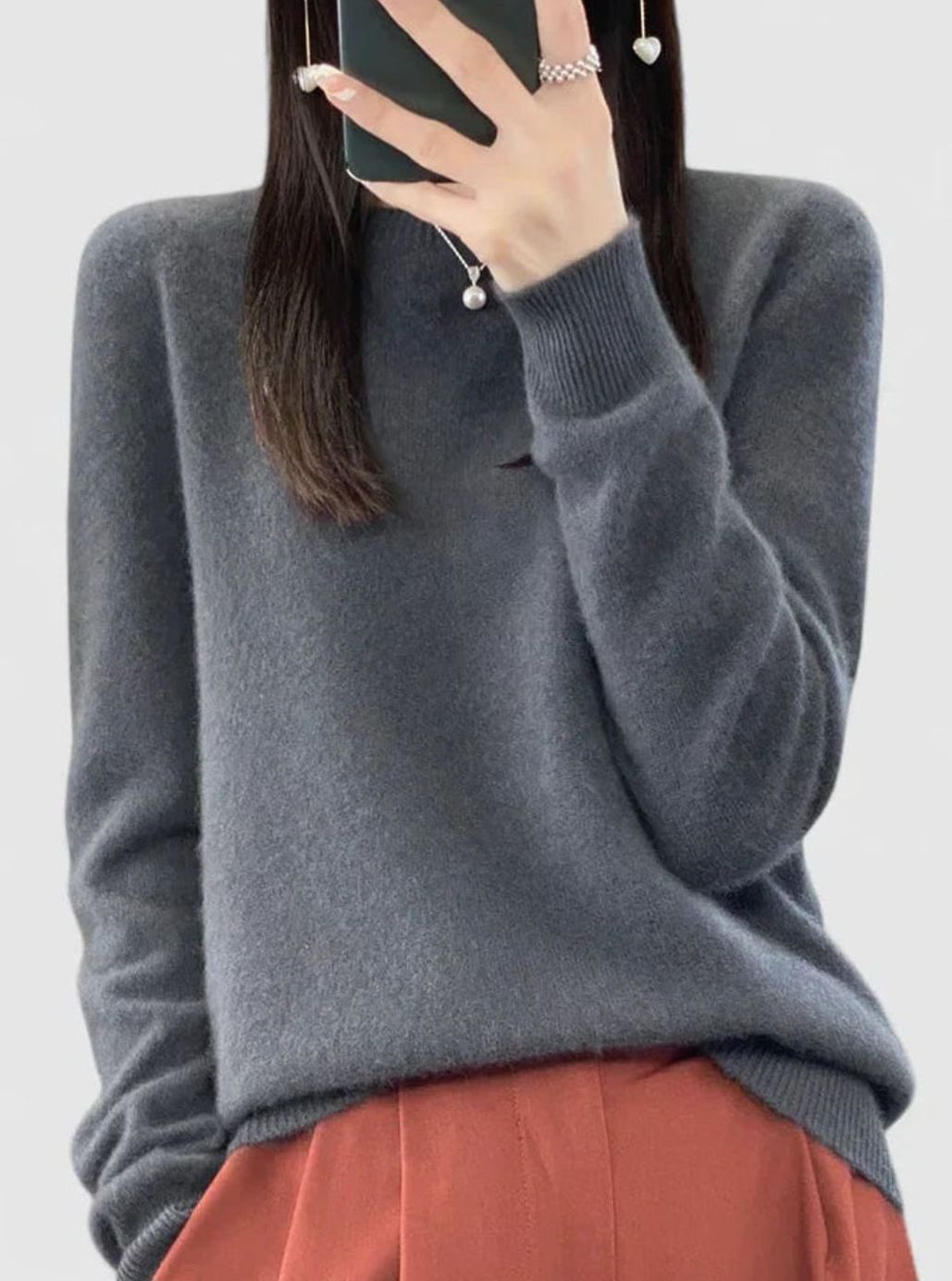 Women's Relaxed-Fit Crew-Neck Knit Lightweight Sweater