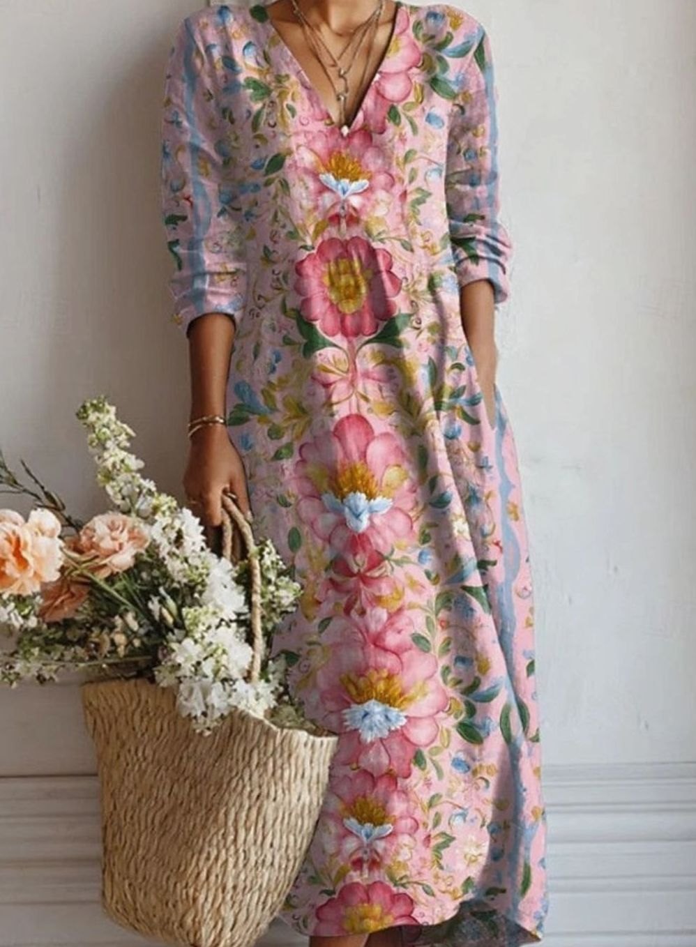 Women's Relaxed-Fit Floral V-Neck Long-Sleeve Day Dress - Multicolor