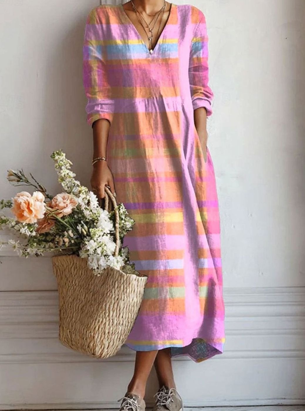 Women's Relaxed-Fit V-Neck Multicolour Checked Long Sleeve Day Dress - Dress
