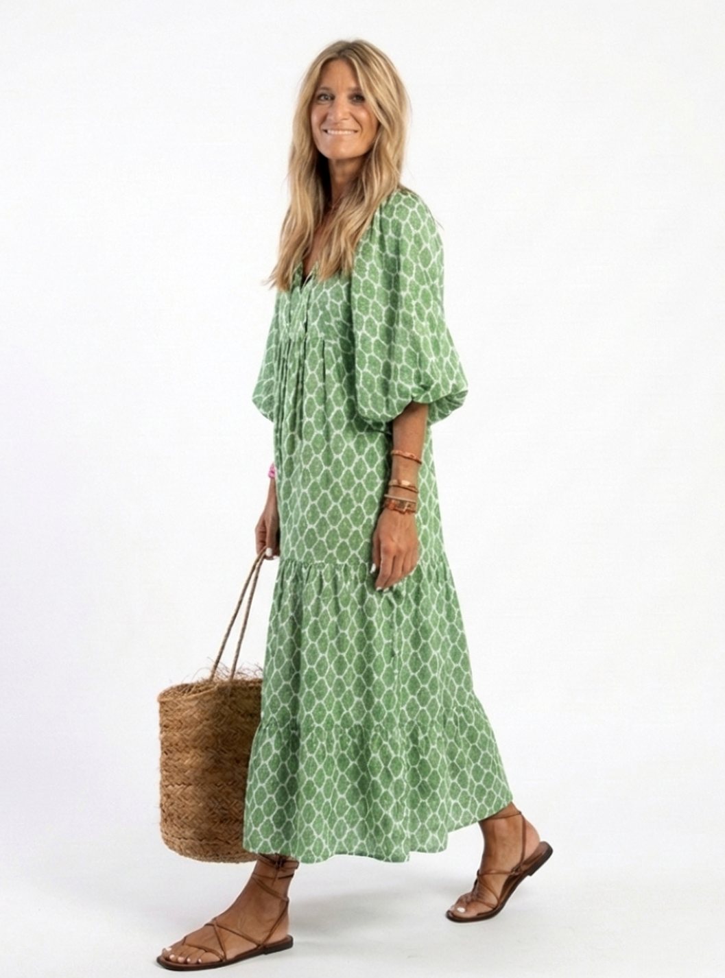 Women's Relaxed Tiered V-Neck Three-Quarter Sleeve Spring Dress