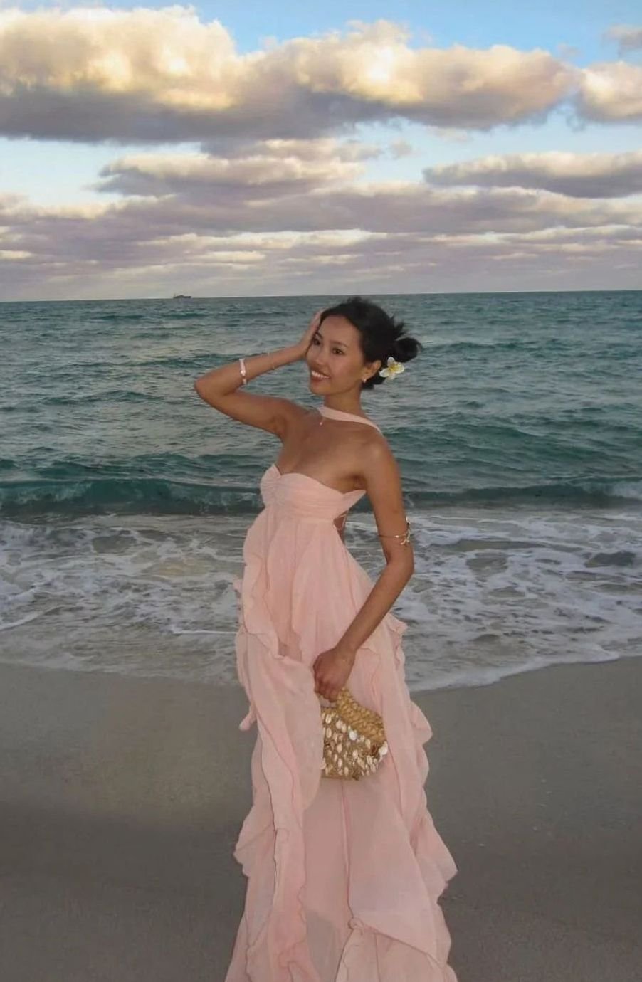 Women's Ruffled Halter-Neck Flowy Pink Maxi Dress