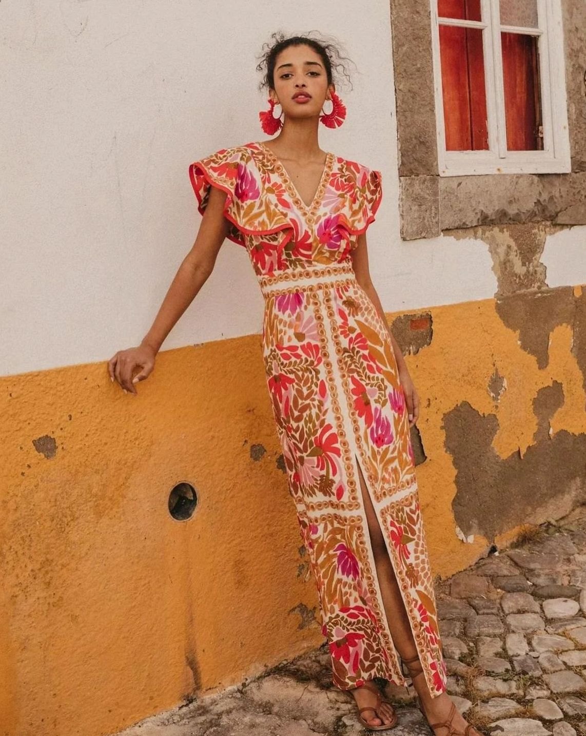 Women's Vibrant Floral Maxi Dress Flutter Sleeve V-Neck Slit
