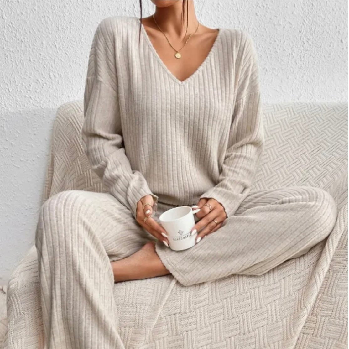 Knit Two-Piece Set V-Neck Ribbed Loungewear