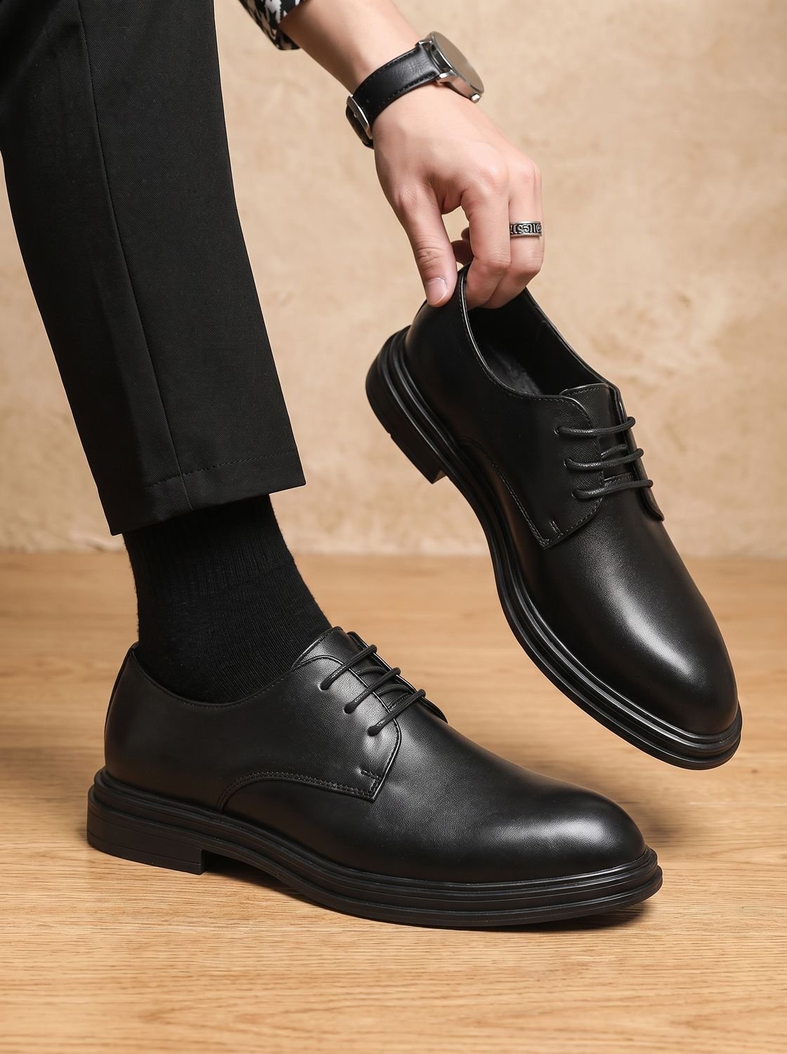 Men's Black Patent Leather Lace-Up Derby Dress Shoes
