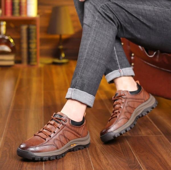 Men's Work Boots Leather Lace-Up Casual Safety Shoes