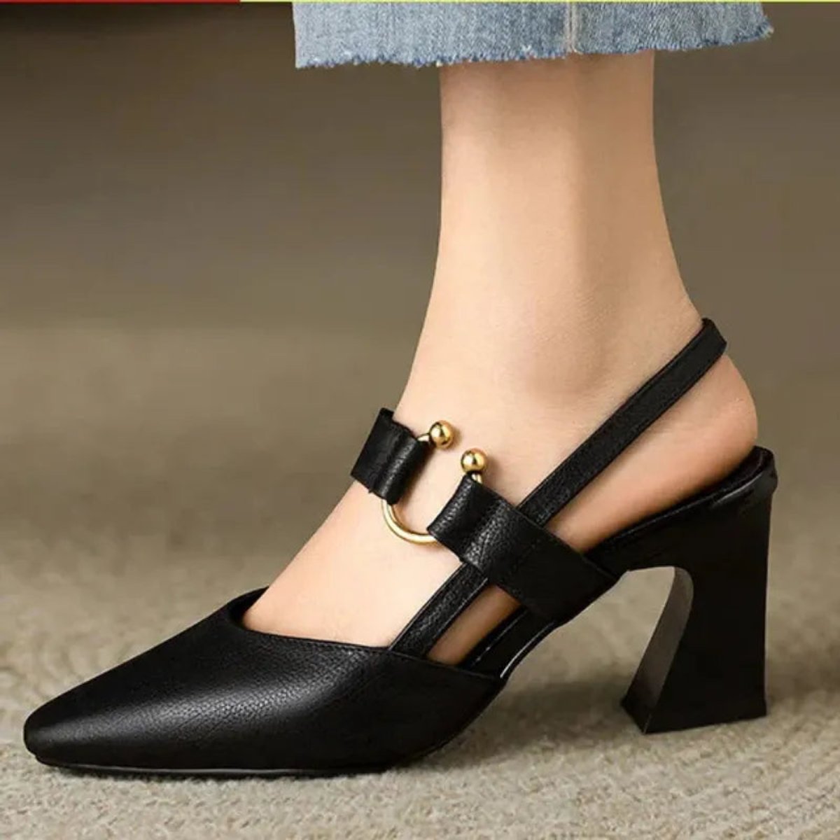 Women's Block Heel Pointed Toe Slingback Comfort Heels - Black