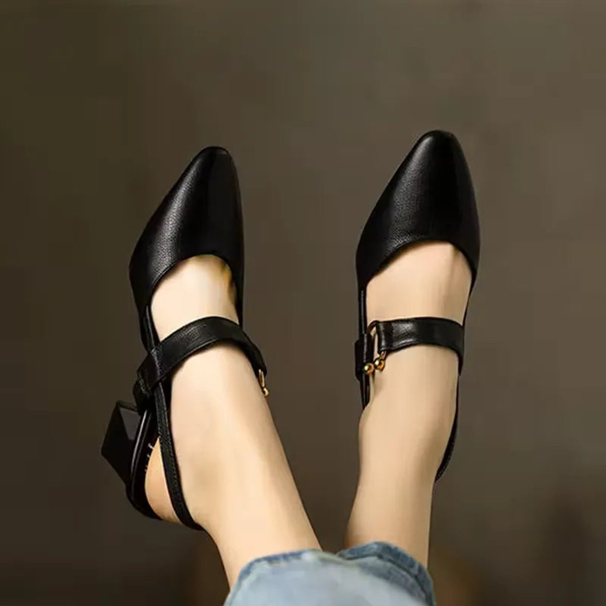 Women's Block Heel Pointed Toe Slingback Comfort Heels