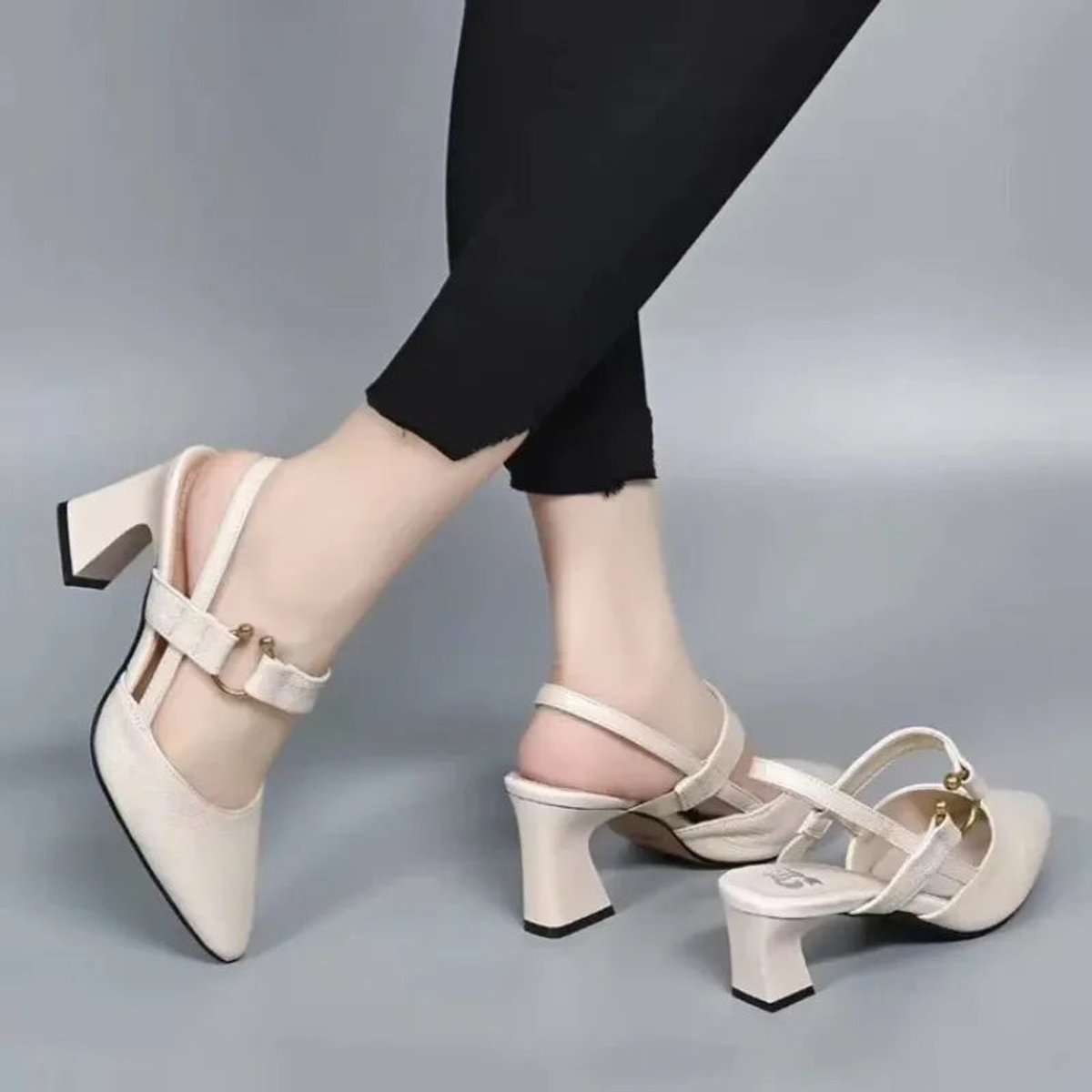 Women's Block Heel Pointed Toe Slingback Comfort Heels