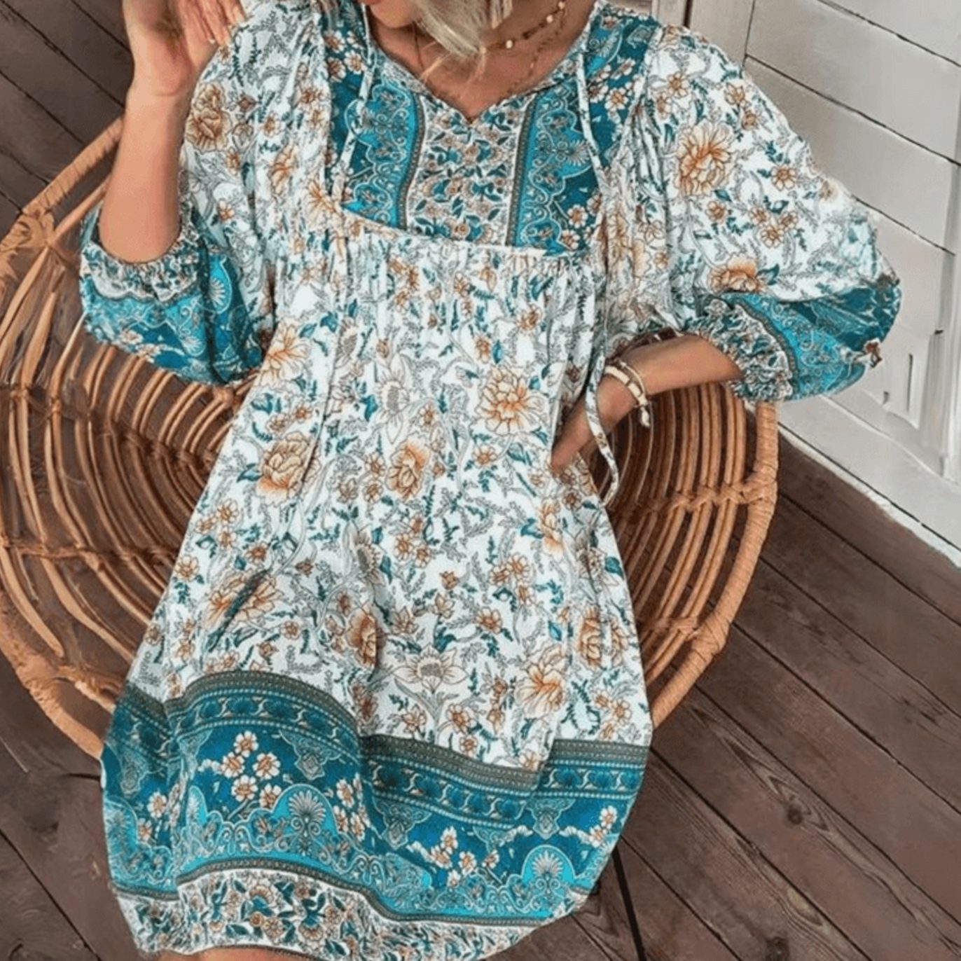 Women's Boho Floral Long-Sleeve V-Neck Casual Summer Dress - Light Green