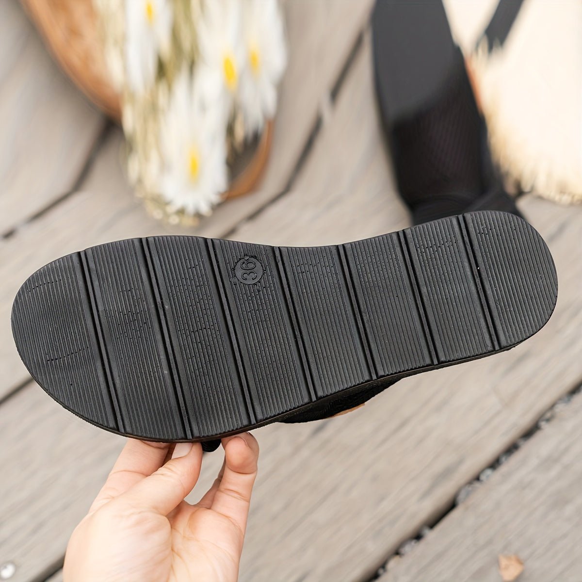 Women's Breathable Mesh Crossover Slip-On Comfort Sandals