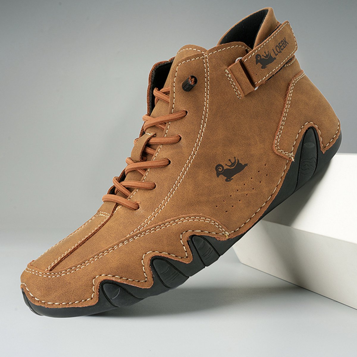 Women's Comfort Sneakers Lace-Up Leather Ankle Boots - Brown