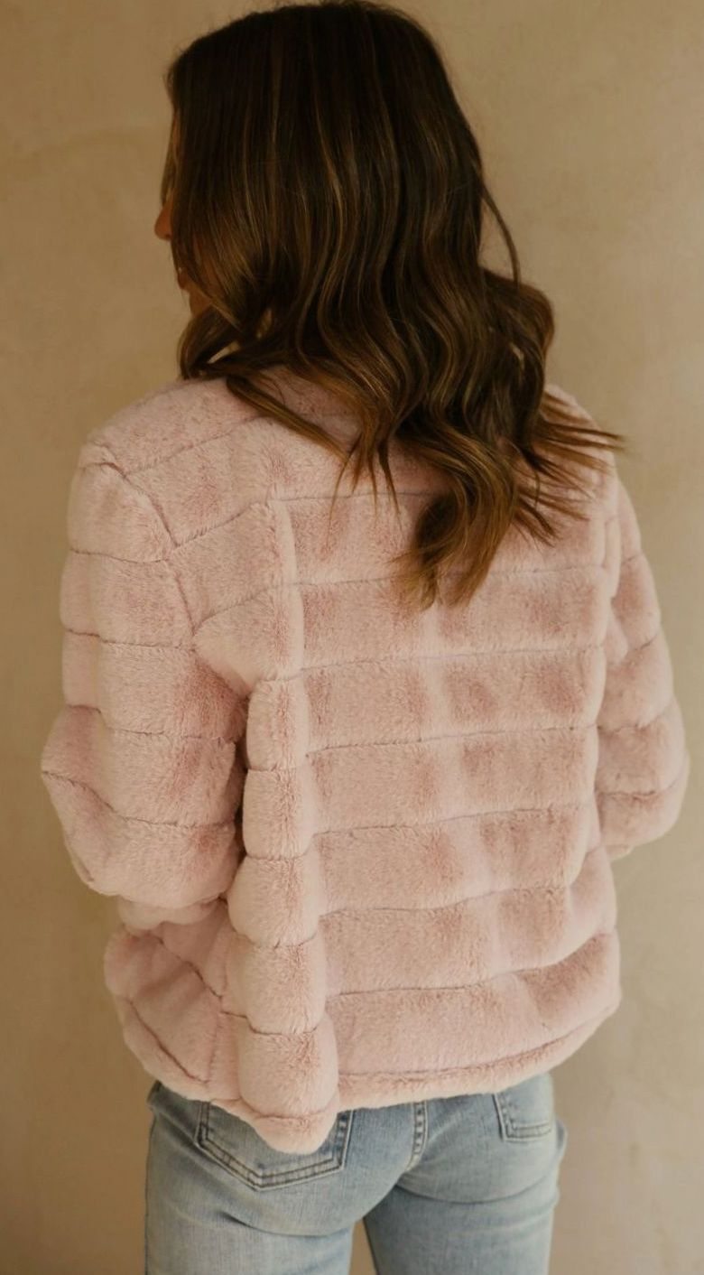 Women's Cropped Open-Collar Faux Fur Jacket