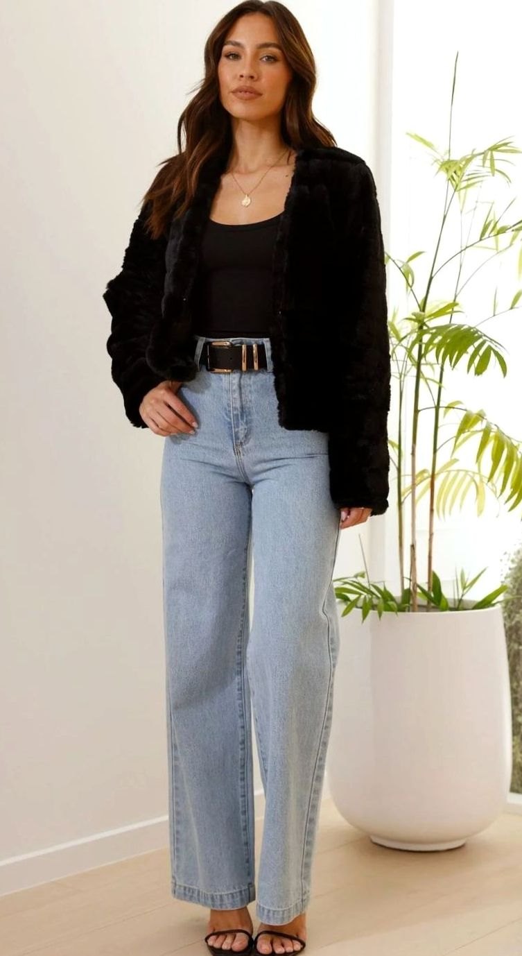 Women's Cropped Open-Collar Faux Fur Jacket