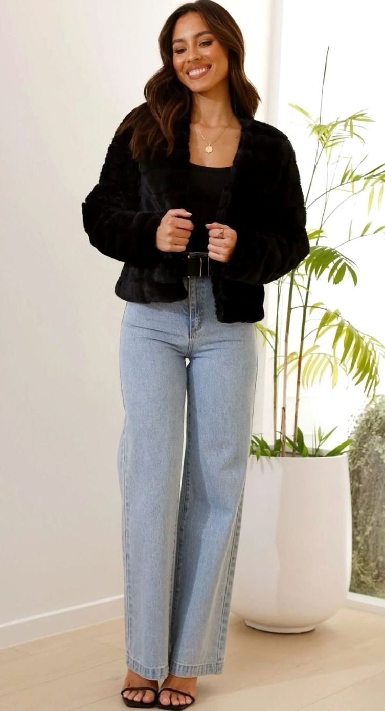 Women's Cropped Open-Collar Faux Fur Jacket