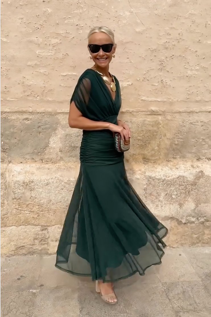 Women's Elegant V-Neck Pleated Chiffon Maxi Dress