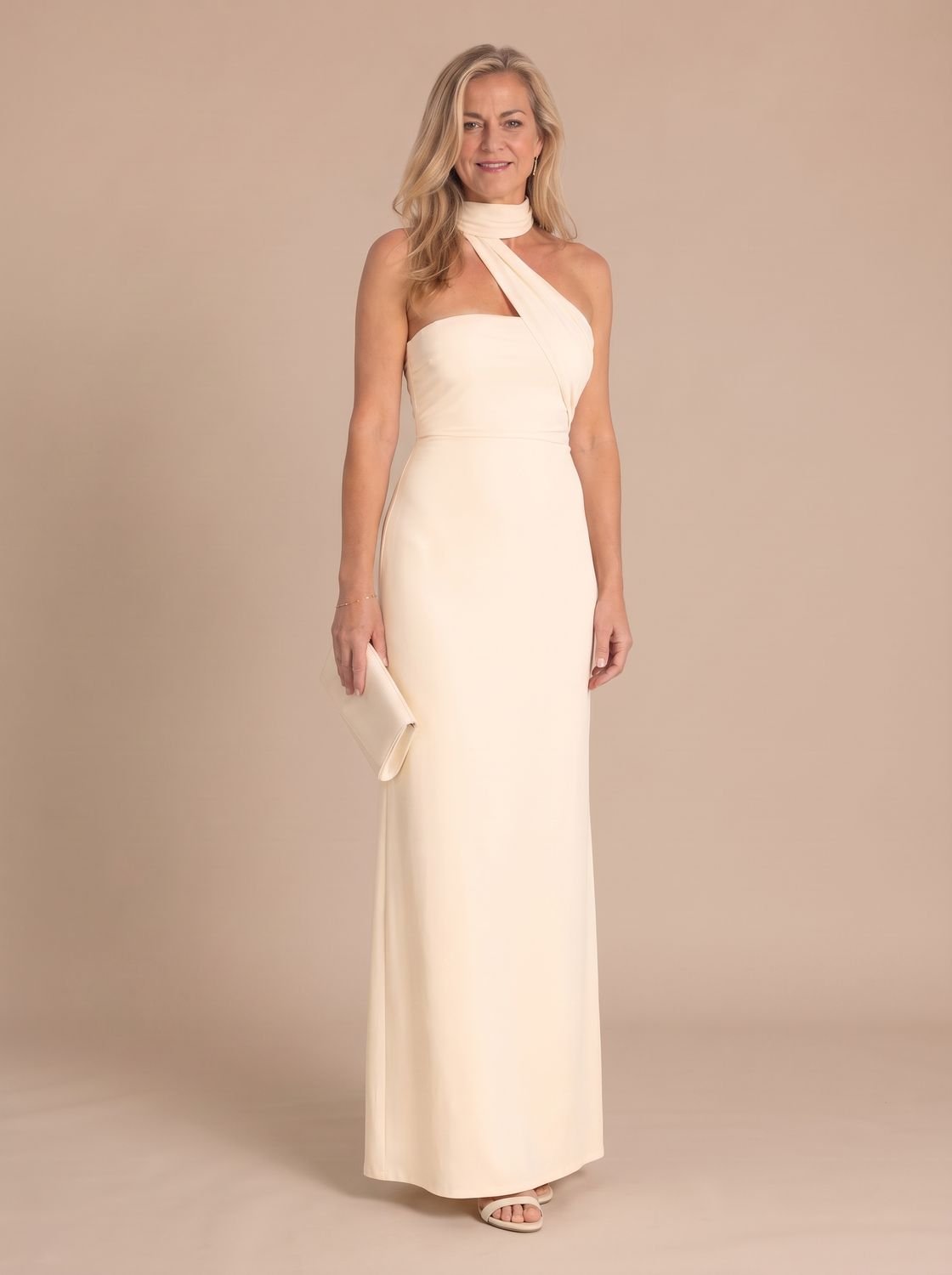Women's Fitted Halter-Neck Sleeveless Maxi Evening Dress