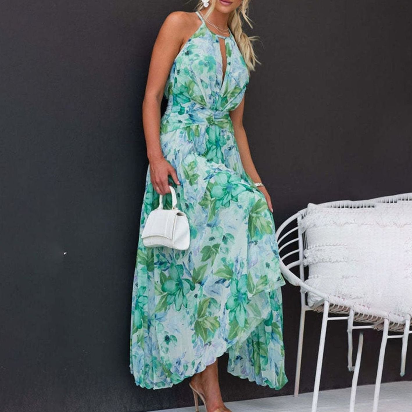 Women's Floral Halter-Neck Pleated Maxi Sundress