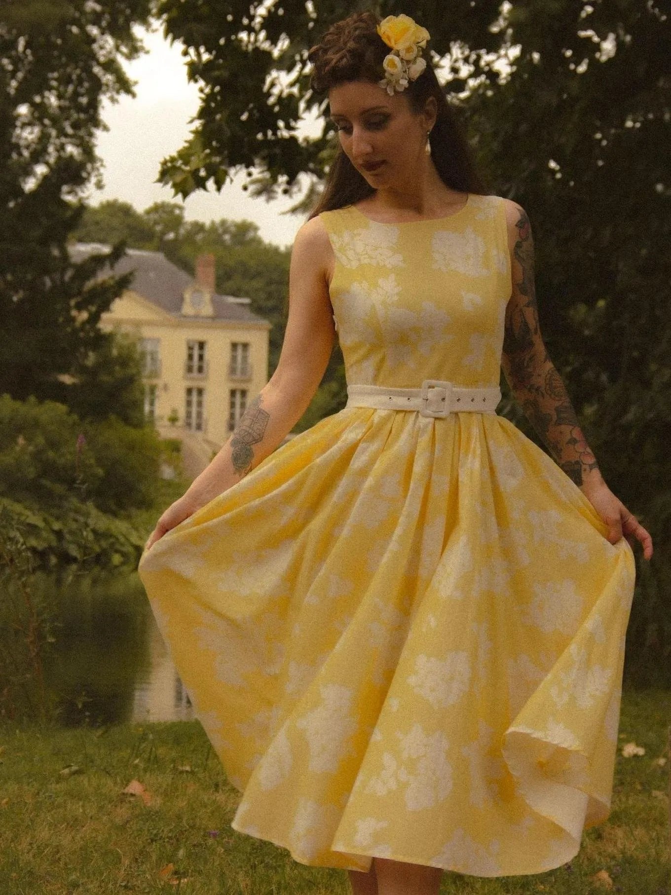 Women's Floral Linen Cotton Blend Sleeveless Midi Dress