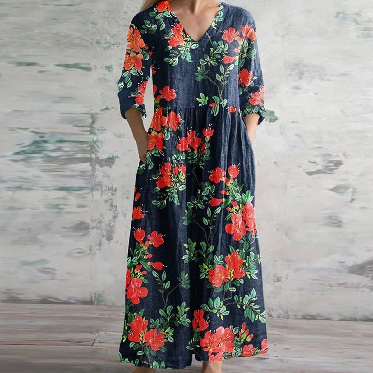 Women's Floral Patchwork V-Neck Maxi Dress - Red