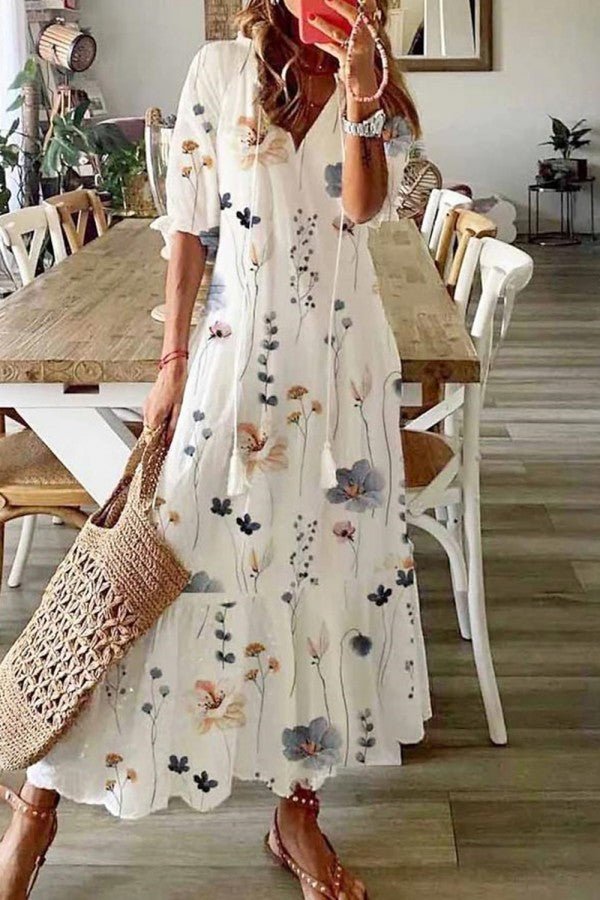 Women's Floral V-Neck 3/4 Sleeve Flowing Maxi Dresses - Floral White