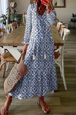 Women's Floral V-Neck 3/4 Sleeve Flowing Maxi Dresses - Blue