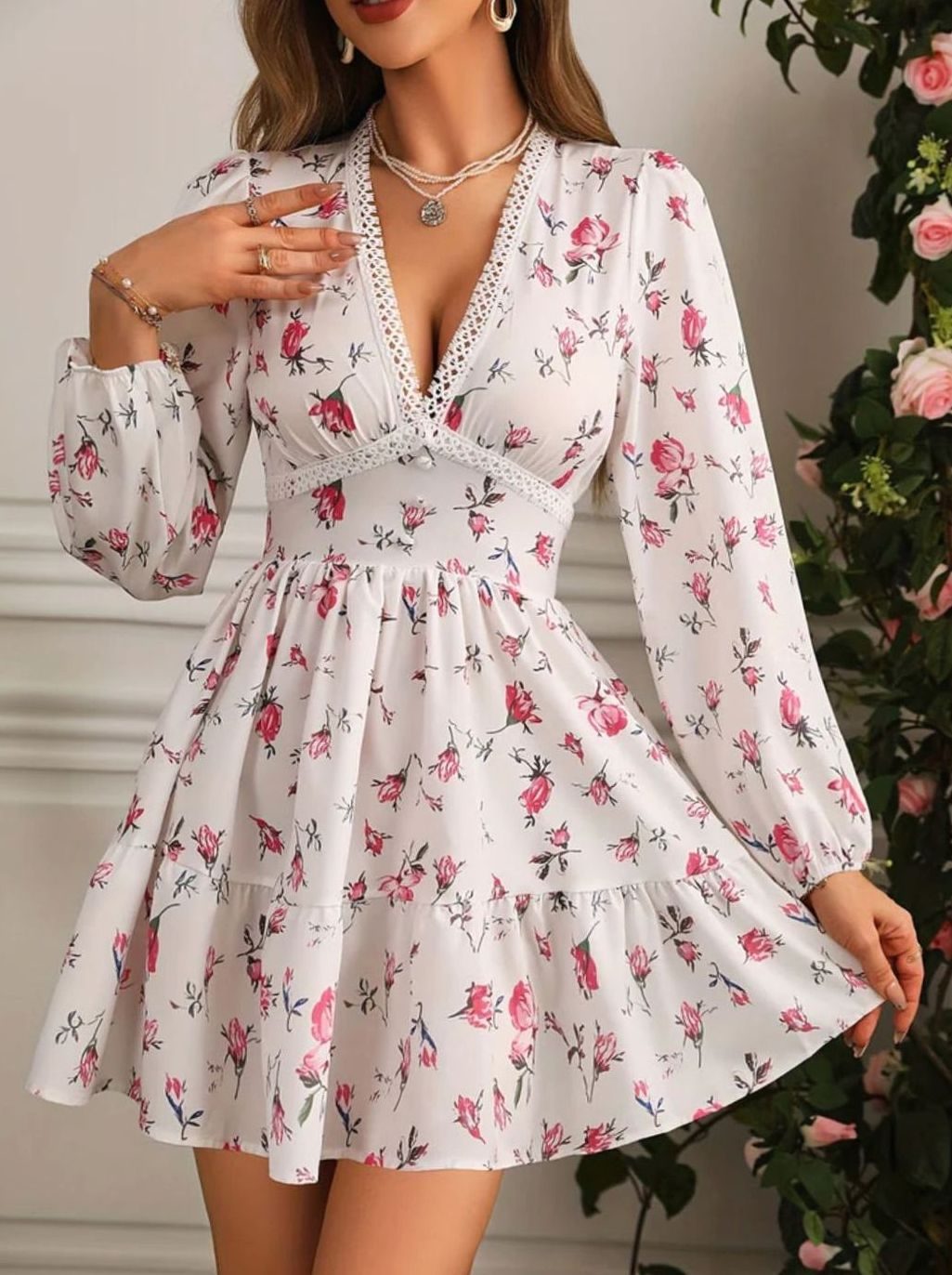 Women's Floral V-Neck Lantern-Sleeve A-Line Mini Dress
