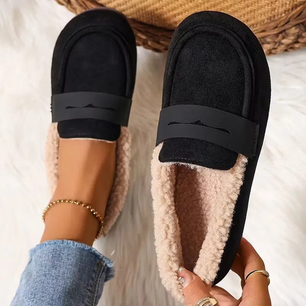 Women's Fluffy-Lined Slip-On Penny Loafer Comfort Flats - Black
