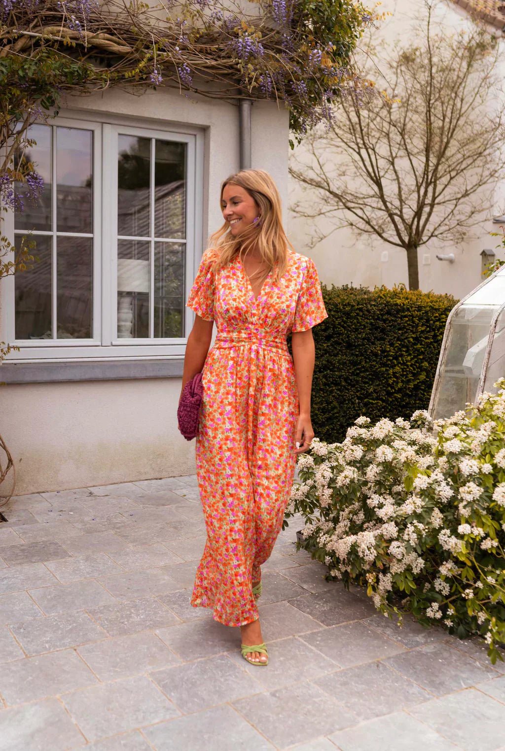 Women's Flutter-Sleeve V-Neck Floral Pleated Maxi Dresses