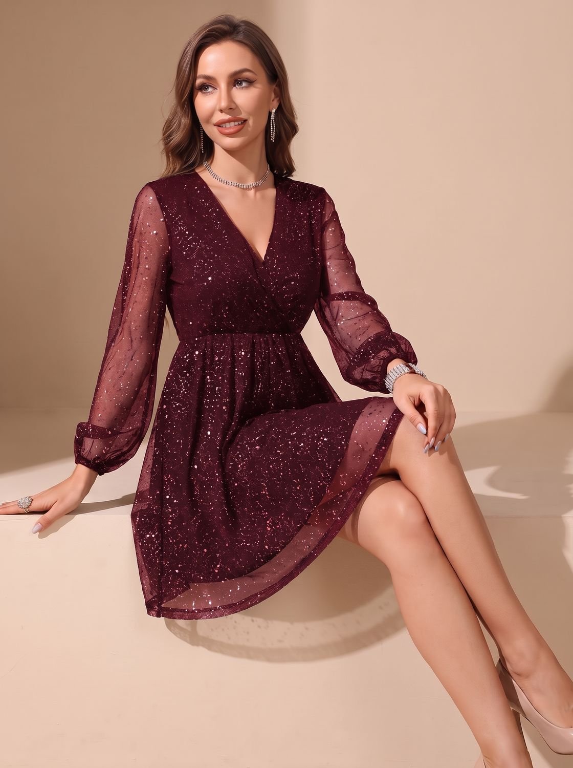 Women's Glitter V-Neck Sheer-Sleeve Cocktail Dress