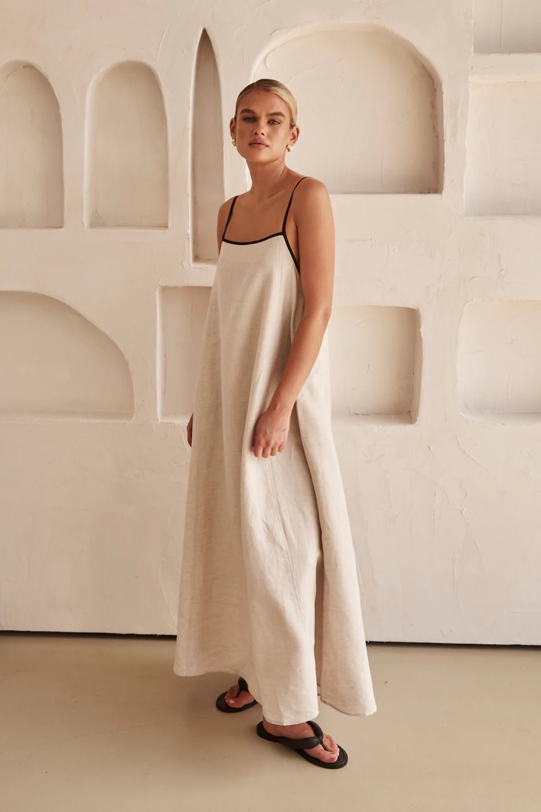 Women's Linen Contrast-Trim Adjustable-Strap Maxi Dress