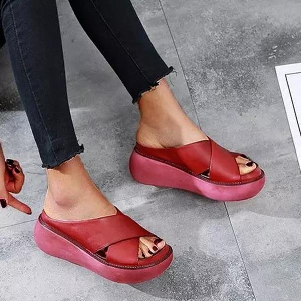 Women's Linen Cross-Strap Cushioned Flat Sandals - Red