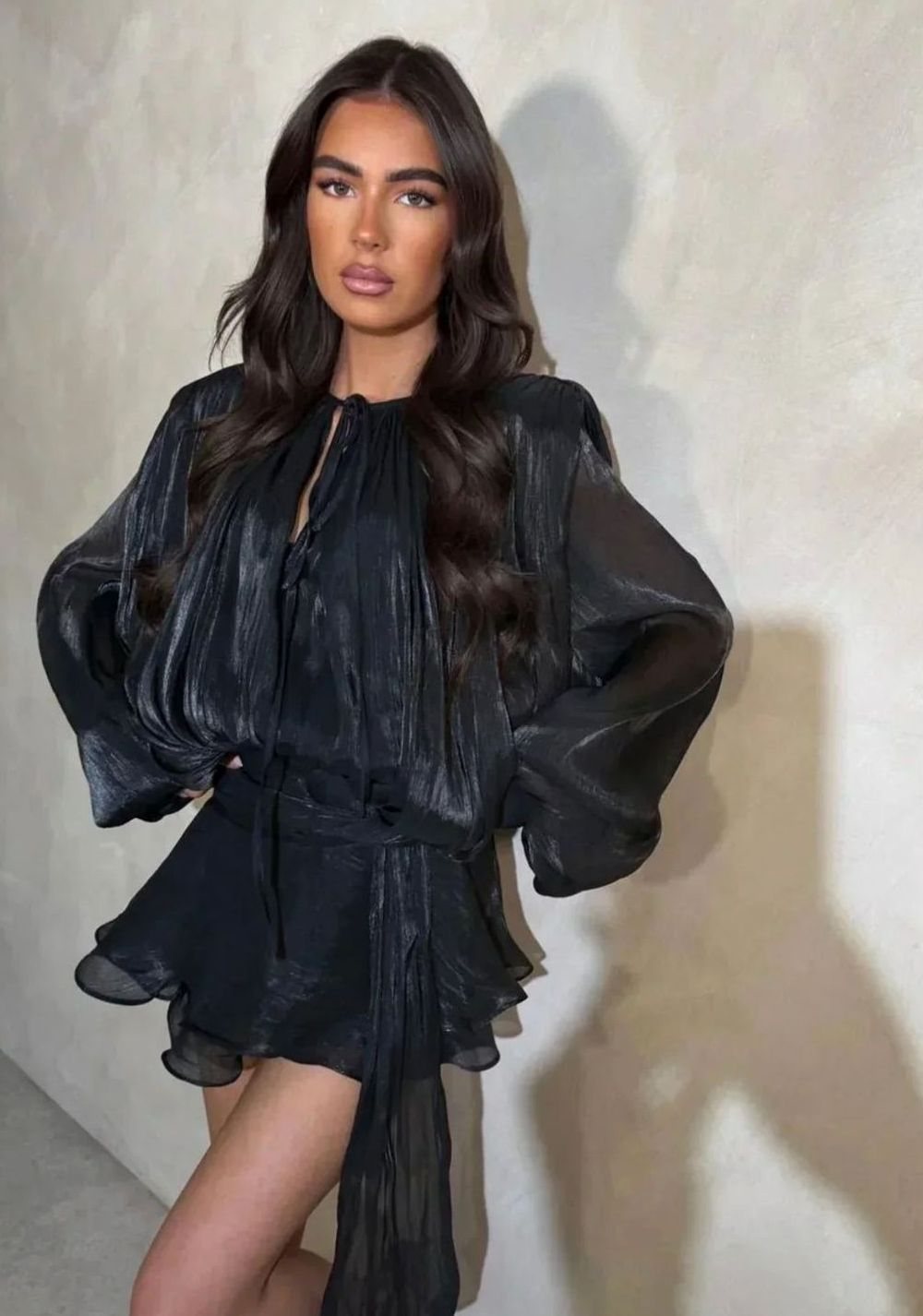 Women's Long Sleeve Pleated Puff-Sleeve Mini Dress - Black