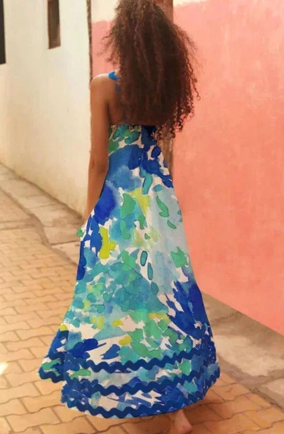 Women's Long Sleeveless Maxi Dress Wavy Trim Detail