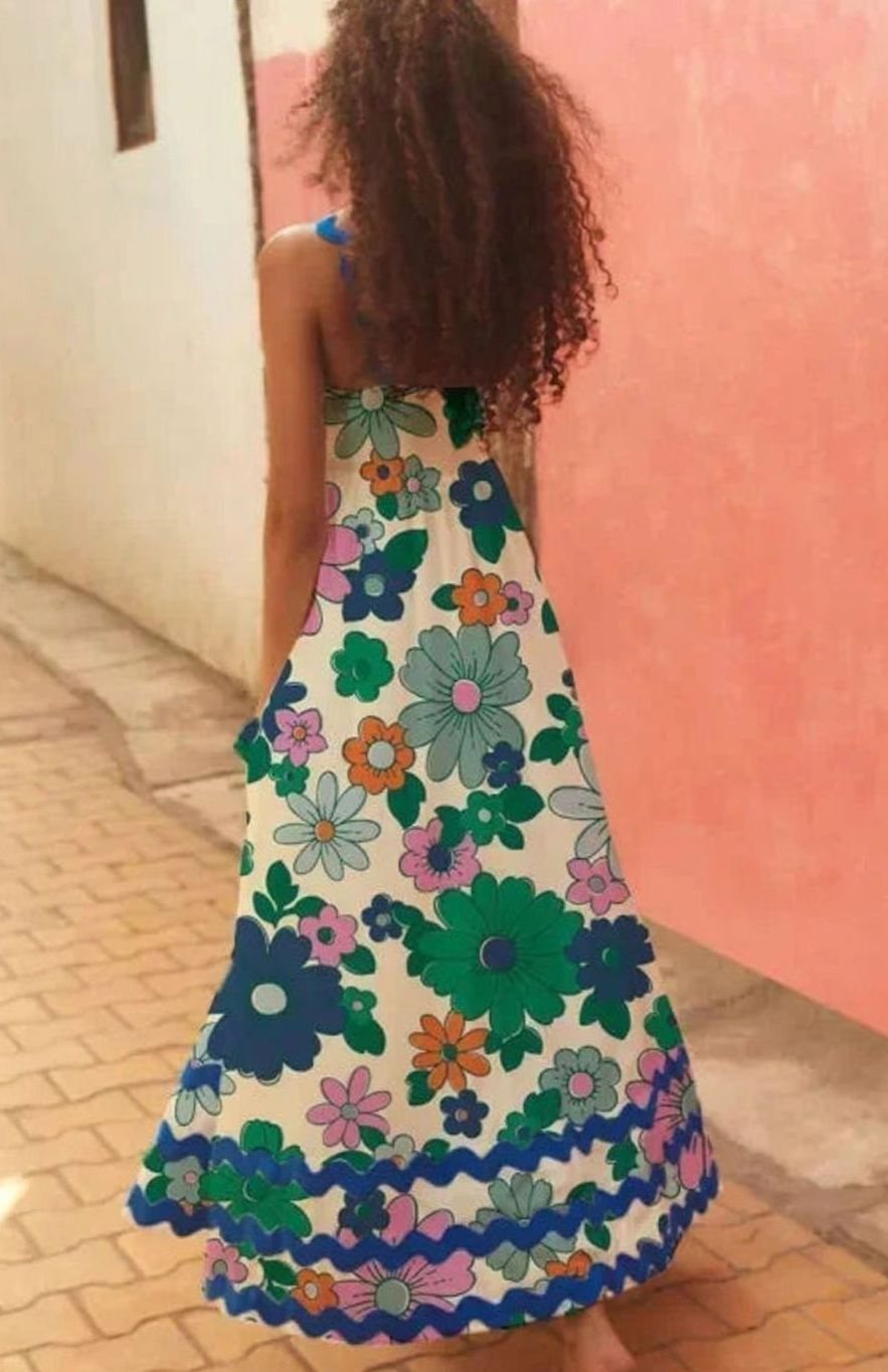 Women's Long Sleeveless Maxi Dress Wavy Trim Detail