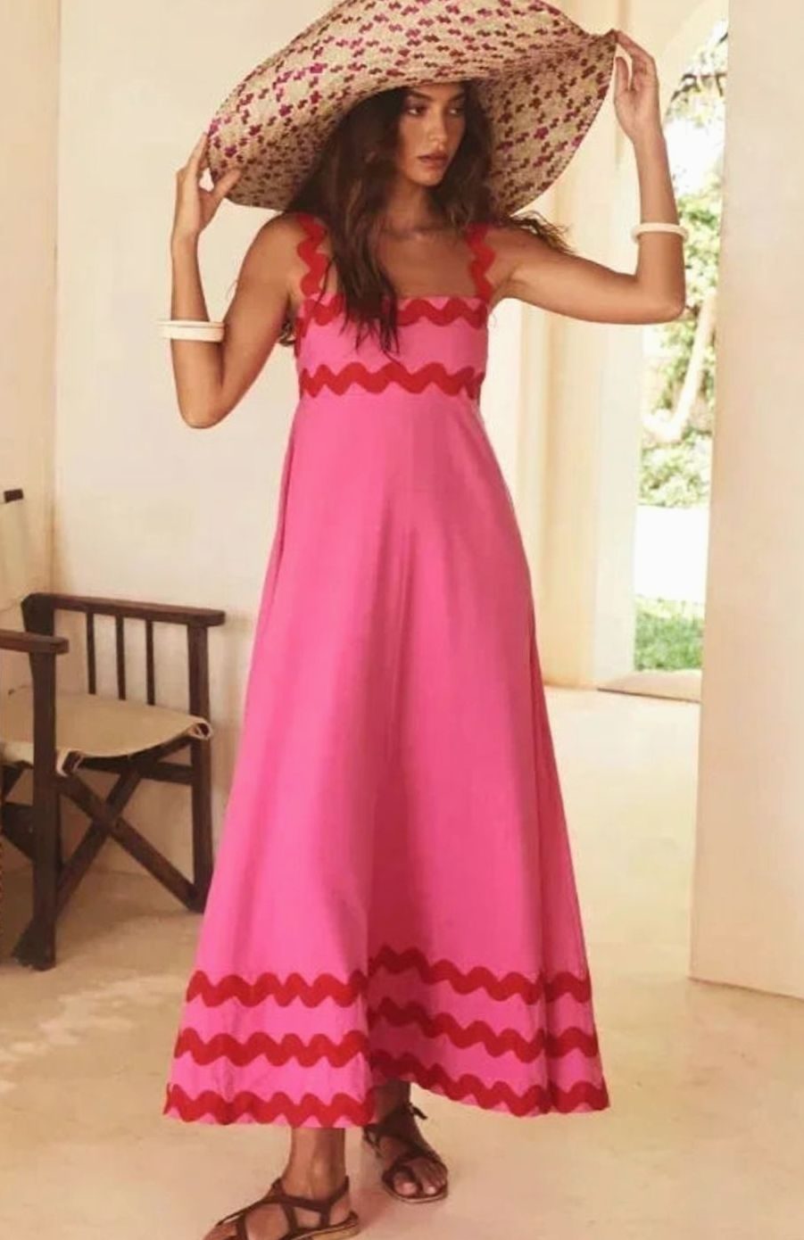 Women's Long Sleeveless Maxi Dress Wavy Trim Detail - Pink