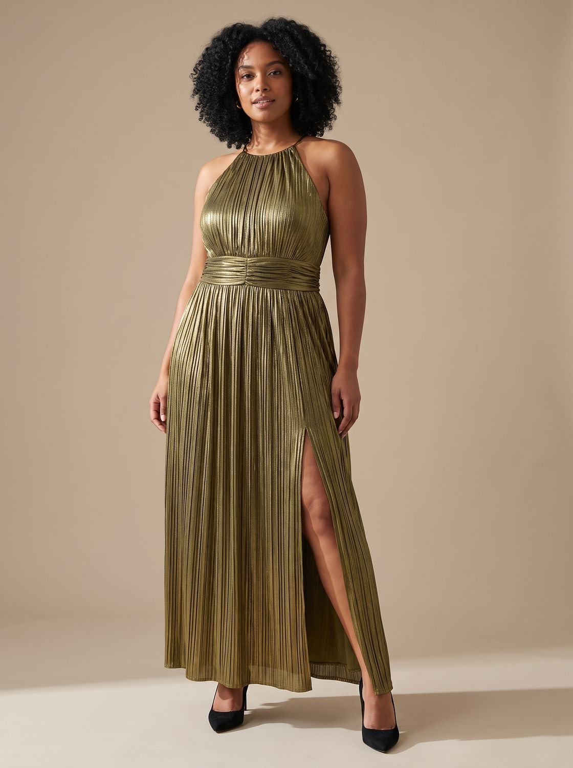 Women's Metallic Pleated Halter-Neck Backless Maxi Dress - Gold