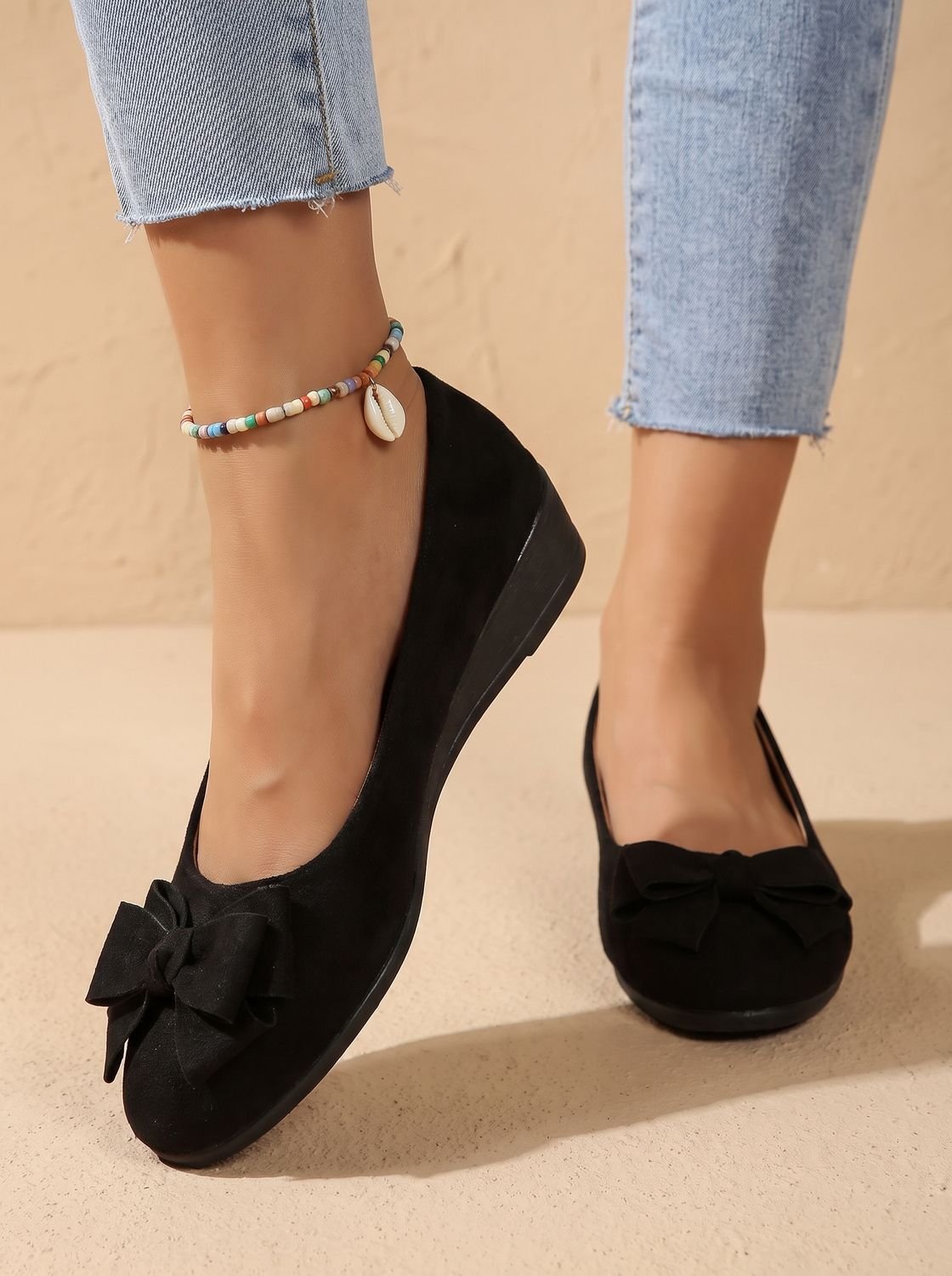Women's Orthopedic Bow-Detail Suede Ballet Flats