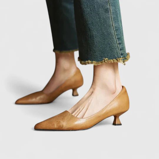 Women's Orthopedic Pointed-Toe Low Kitten Heel Pumps