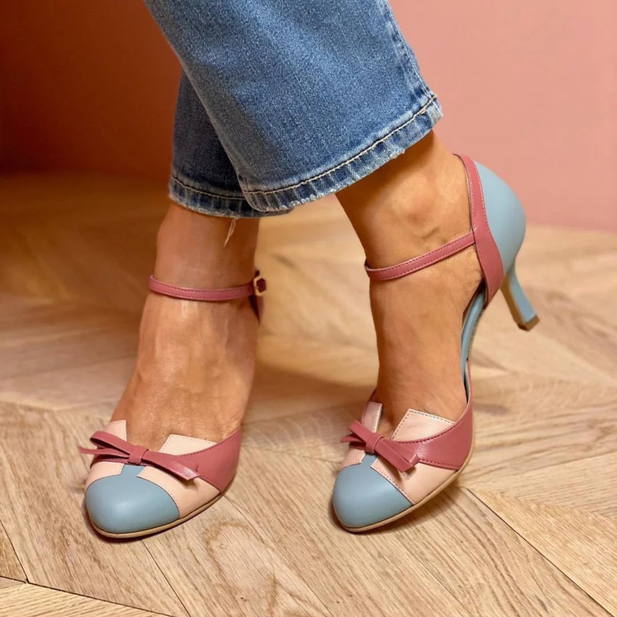 Women's Orthopedic Retro Bow-Detail Comfort Sandals Adjustable Strap - Powder Blue