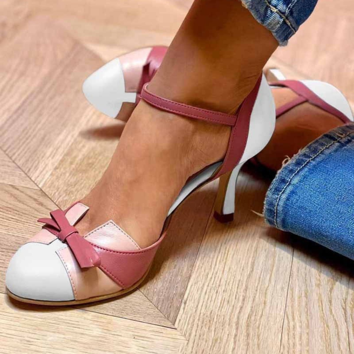 Women's Orthopedic Retro Bow-Detail Comfort Sandals Adjustable Strap - Blush Pink