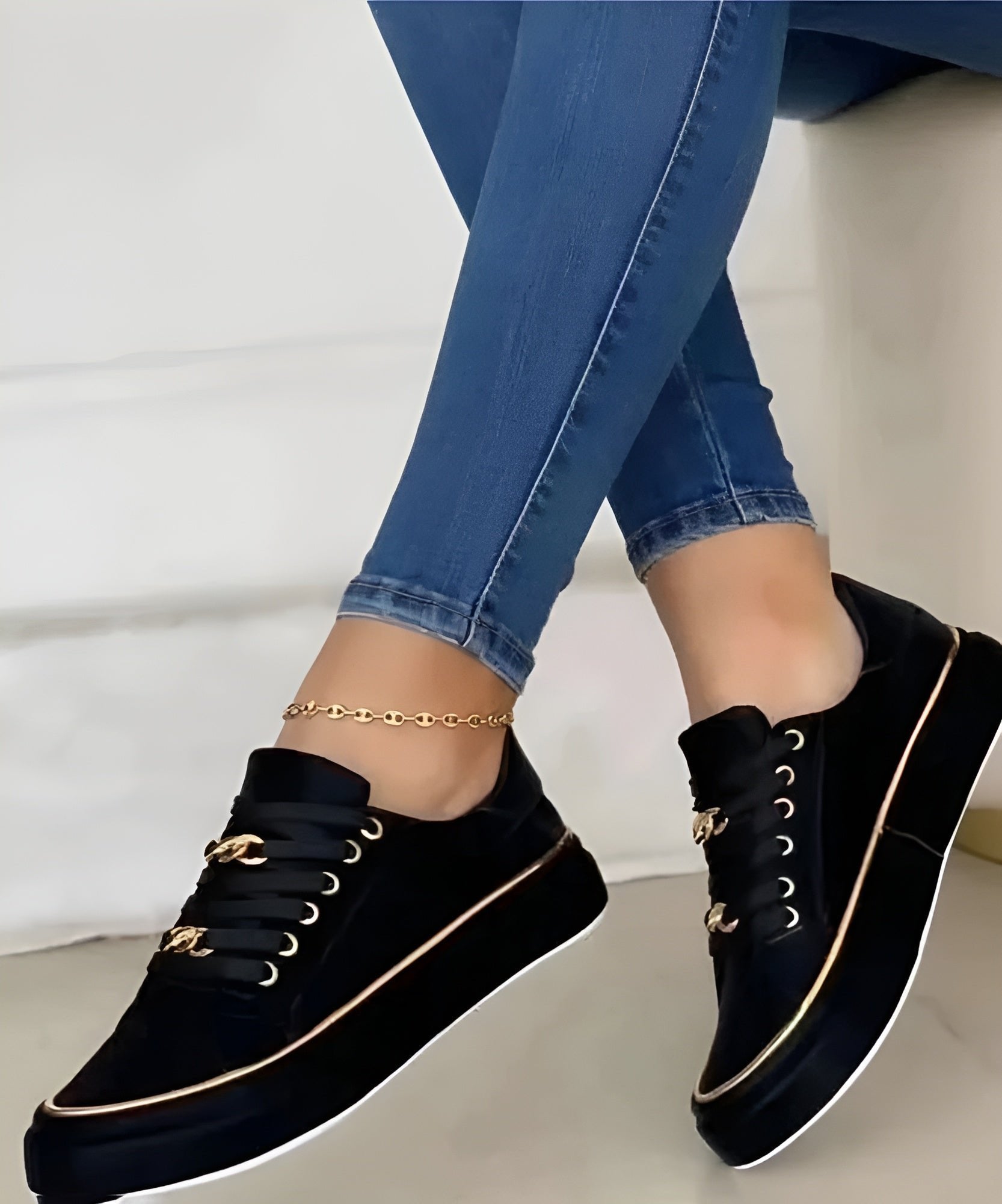 Women's Orthopedic Sneakers Lace-Up Platform Chain Detail