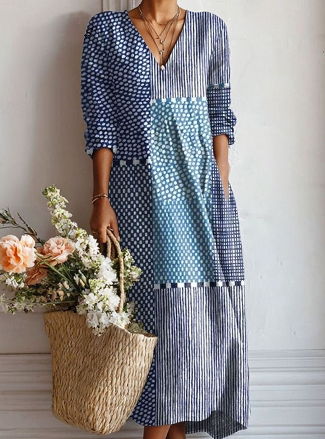 Women's Patchwork Print Long-Sleeve V-Neck Day Dress - Blue