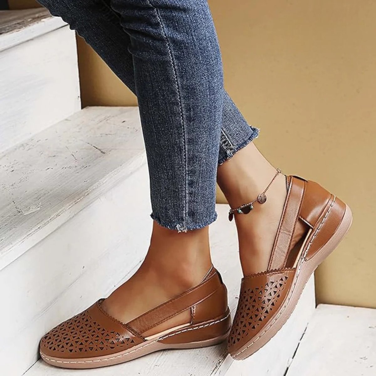 Women's Perforated Slip-On Comfort Sandals Breathable Casual Flats - Brown